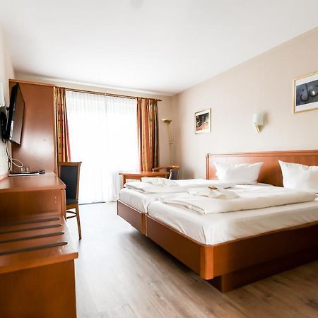 Hotel Blutenburg มิวนิก ภายนอก รูปภาพ