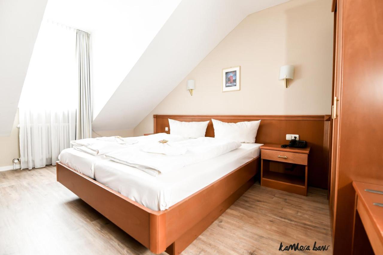 Hotel Blutenburg มิวนิก ภายนอก รูปภาพ