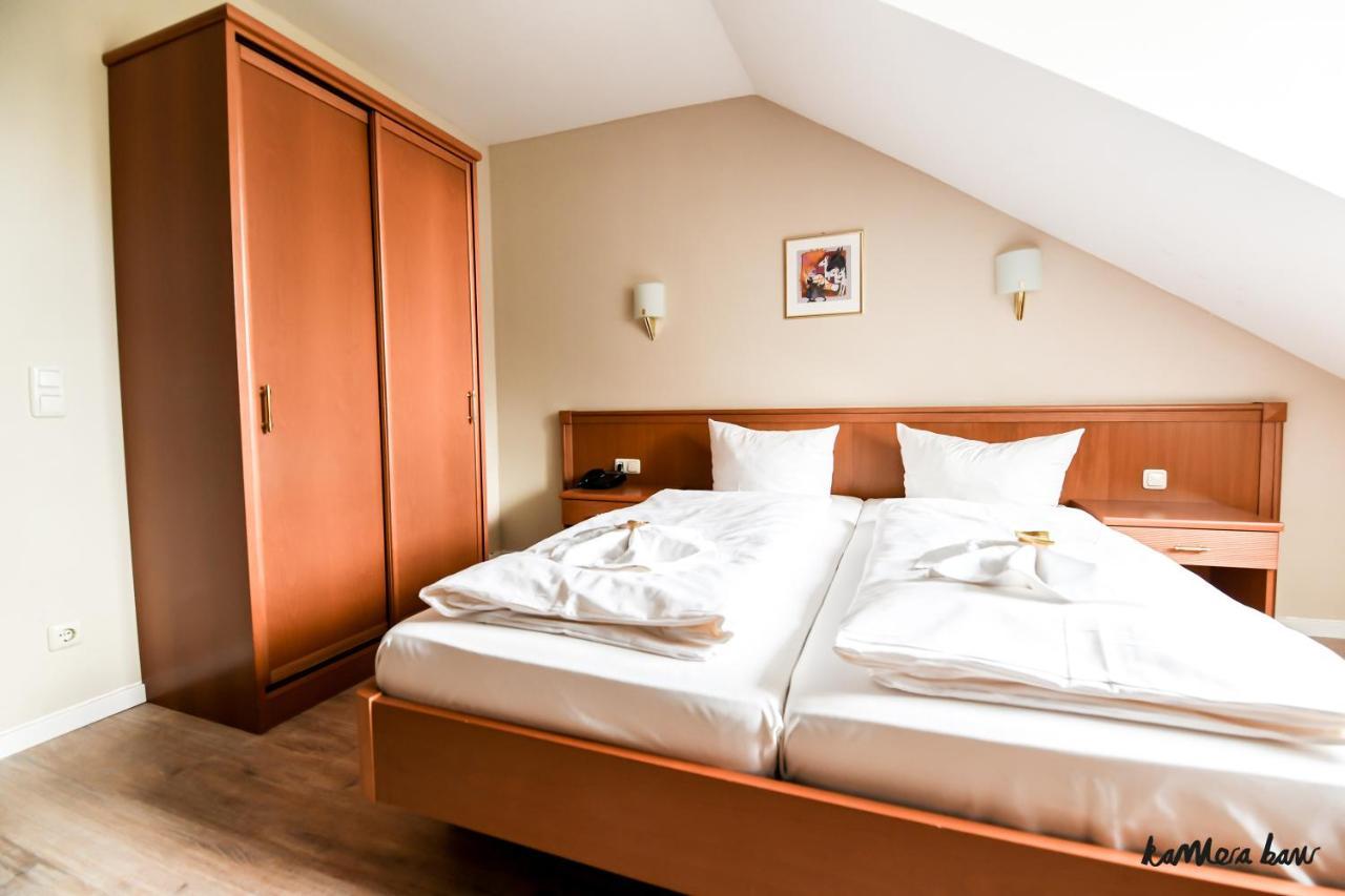 Hotel Blutenburg มิวนิก ภายนอก รูปภาพ