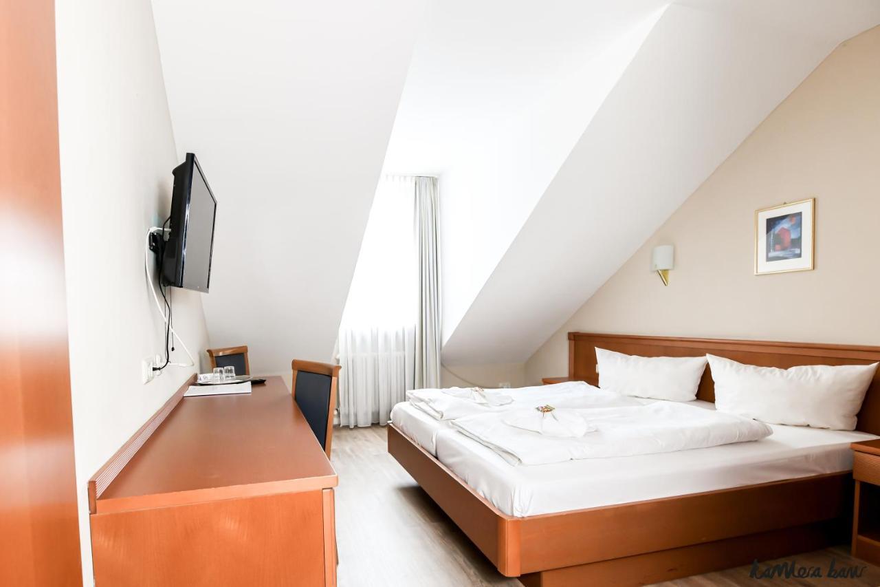 Hotel Blutenburg มิวนิก ภายนอก รูปภาพ