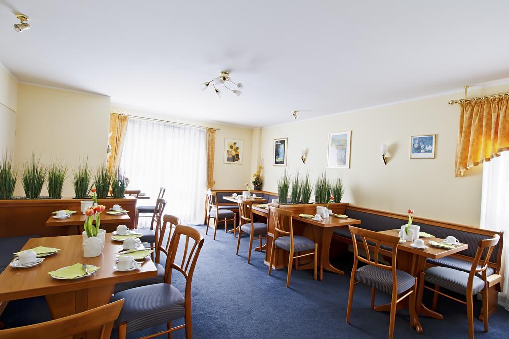 Hotel Blutenburg มิวนิก ภายนอก รูปภาพ